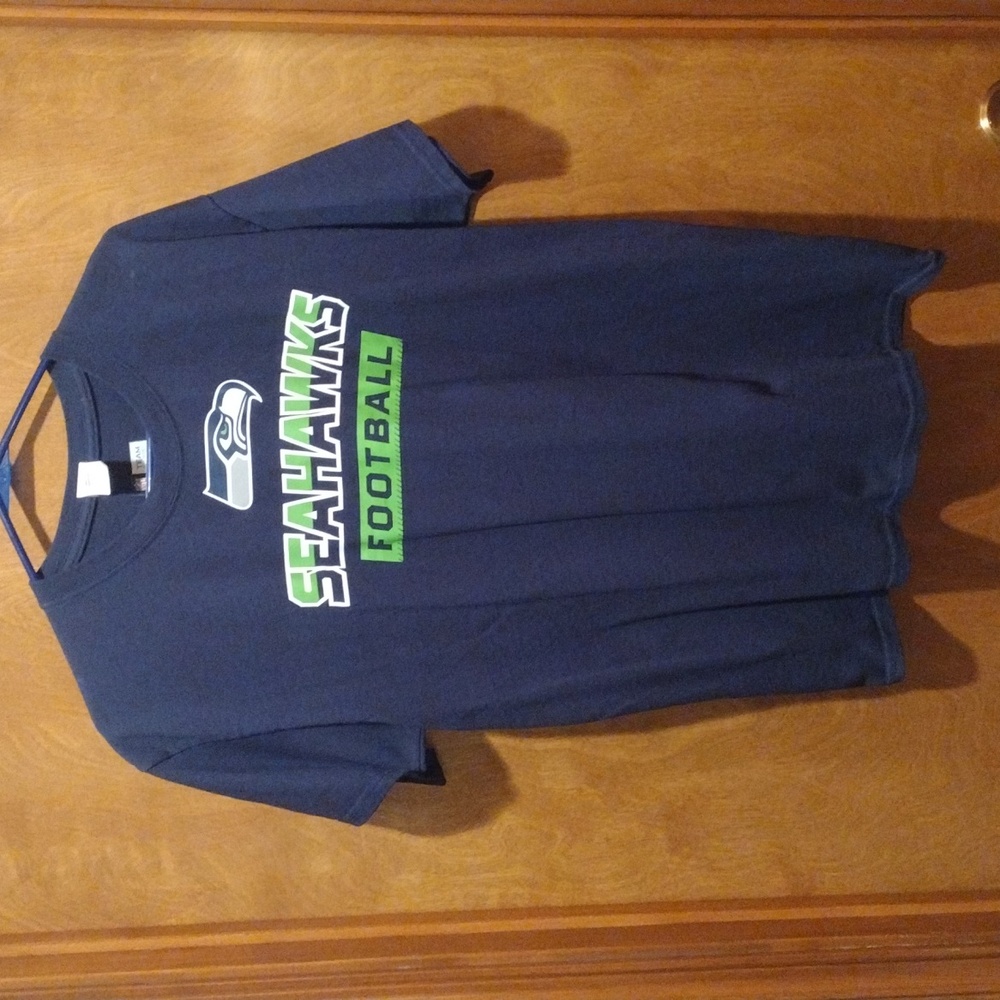 Seahawks Tee